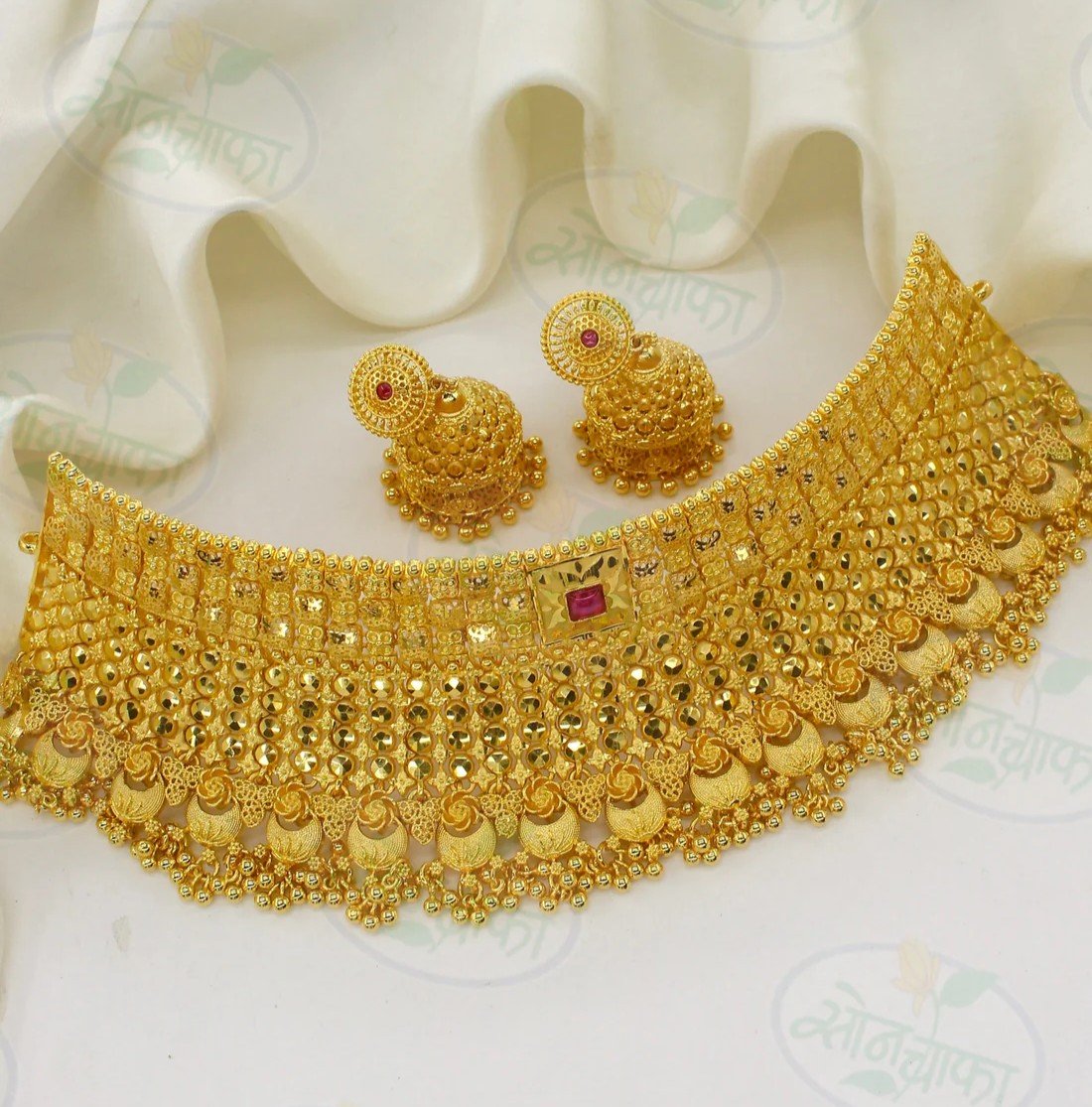 6518A7D9-E102-4C62-9622-AB7E6A9B8499