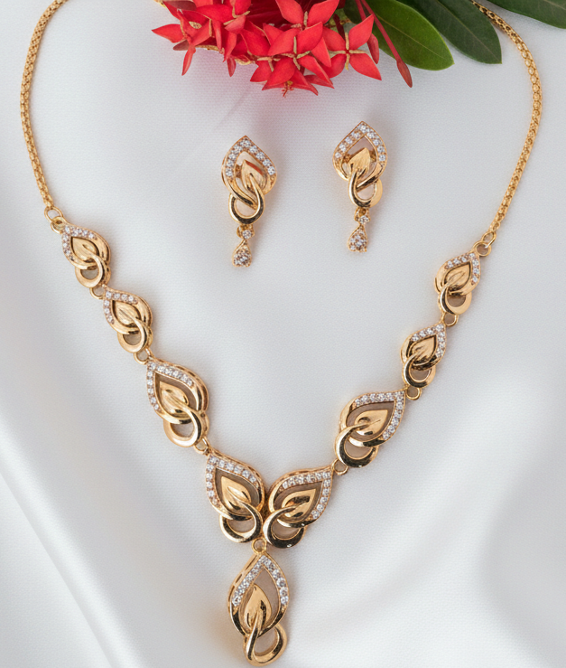 Gilded Nature Leaf Necklace & Earring Set